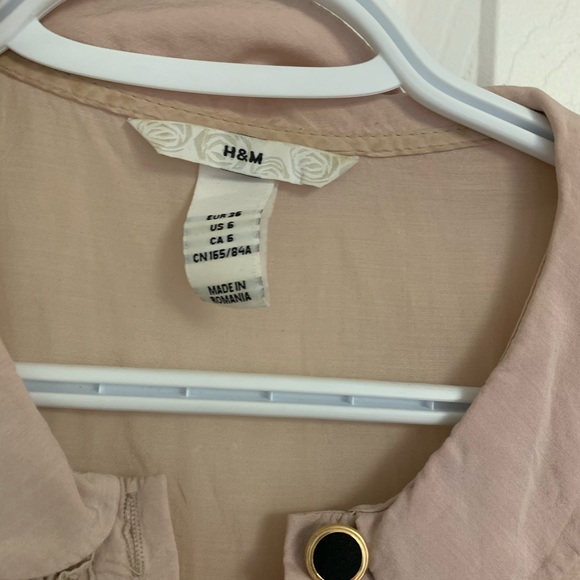 $5 will be donated CLEAROUT H&M career blouse dress skirt gold button shirt - Picture 5 of 5